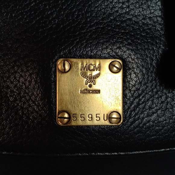 Vintage Style MCM Drawstring leather backpack - Picture 12 of 14